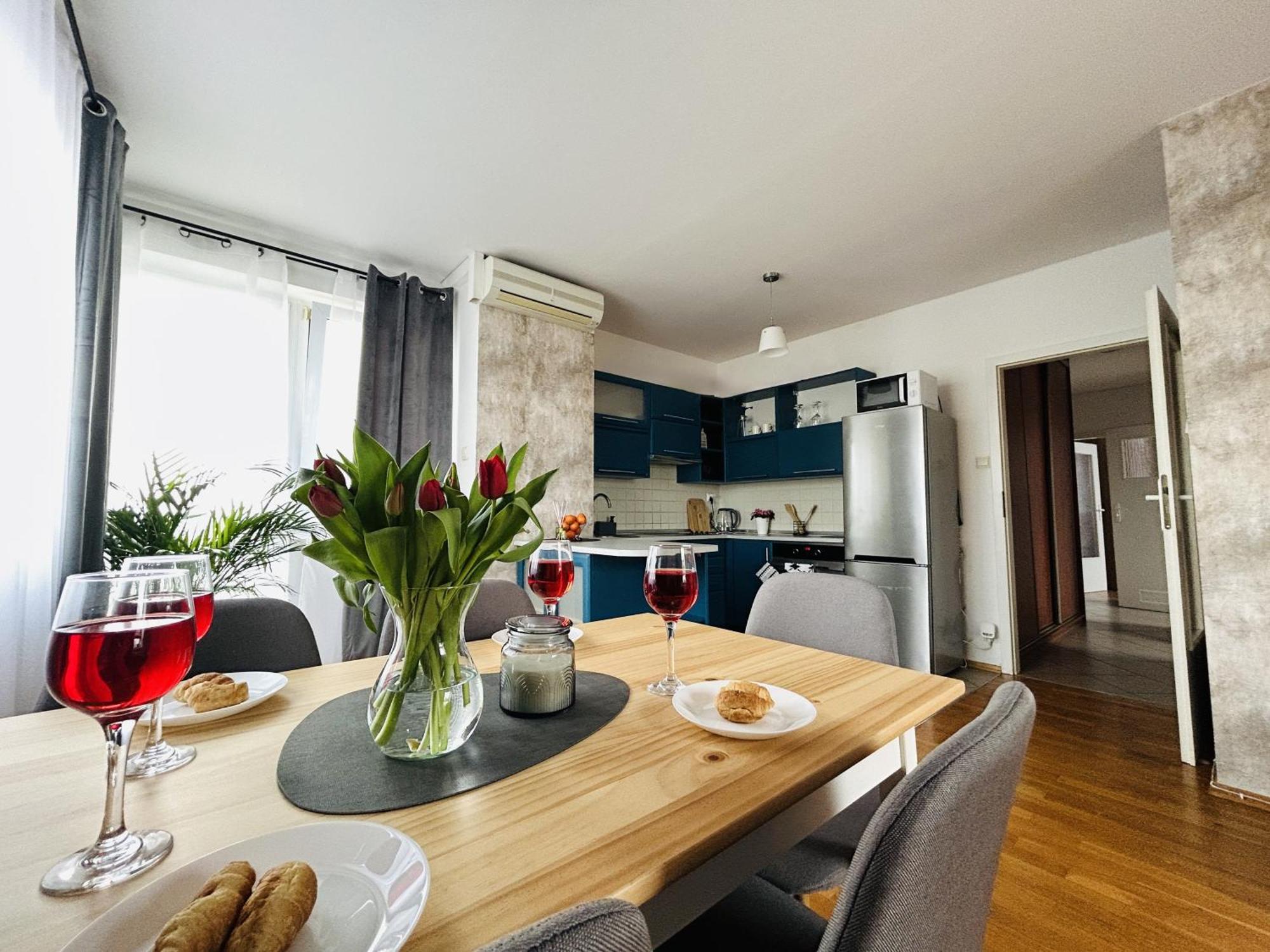 Apartament Sloneczny 2 Opole Bagian luar foto