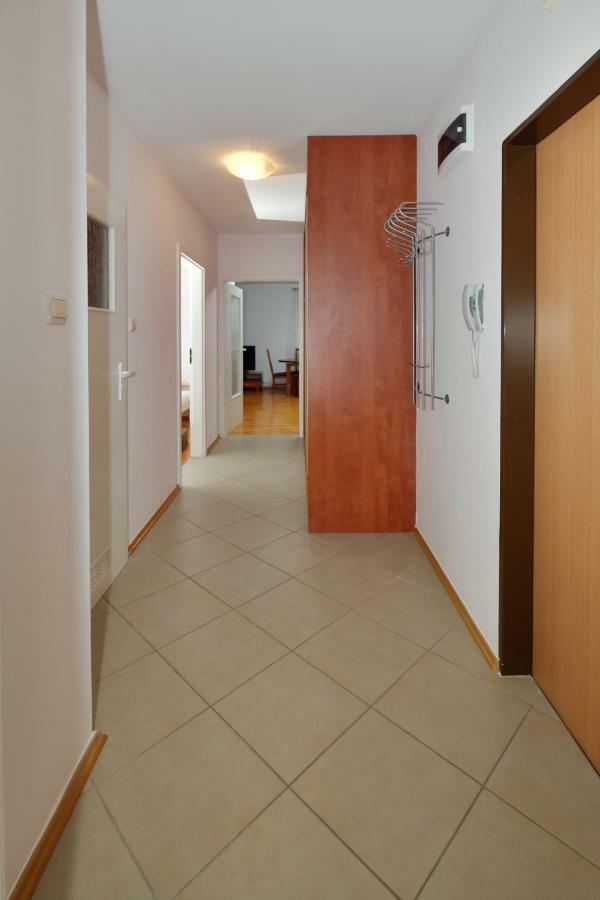 Apartament Sloneczny 2 Opole Bagian luar foto